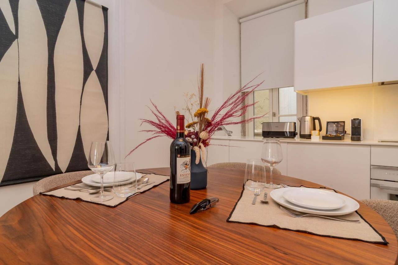 リスボンAndo Living - Santa Justa 77 Houseアパートメント エクステリア 写真